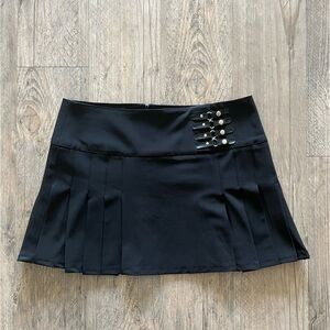 Vintage Y2K Bebe miniskirt with buckle detail size M